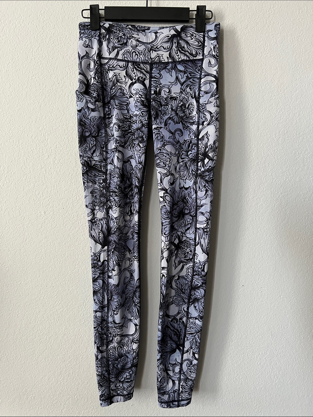 Lululemon Speed Up Tight *28" Hanakotoba Starlight Multi Size 4